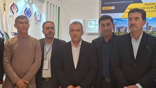 نماینده مجلس: رفع موانع صادراتی و توسعه زیرساخت‌های ریلی، از الزامات تقویت تولید صنایع سیمانی استان فارس